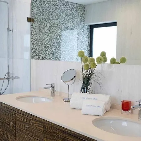 Luxurious 6 Bd W/heated Pool , Golf, 빌라