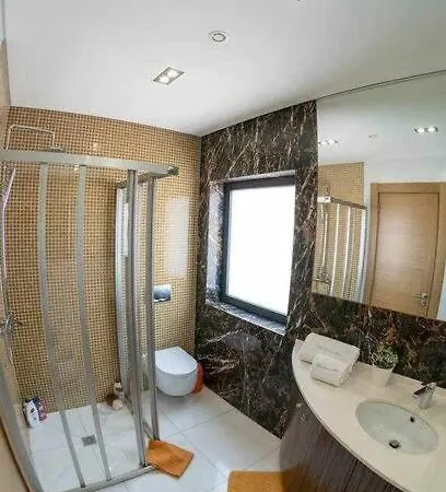 Villa Luxurious 6 Bd W/heated Pool , Golf, *