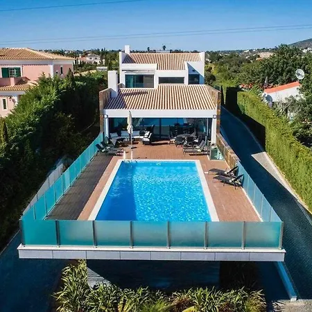 Luxurious 6 Bd W/heated Pool , Golf, فيلة